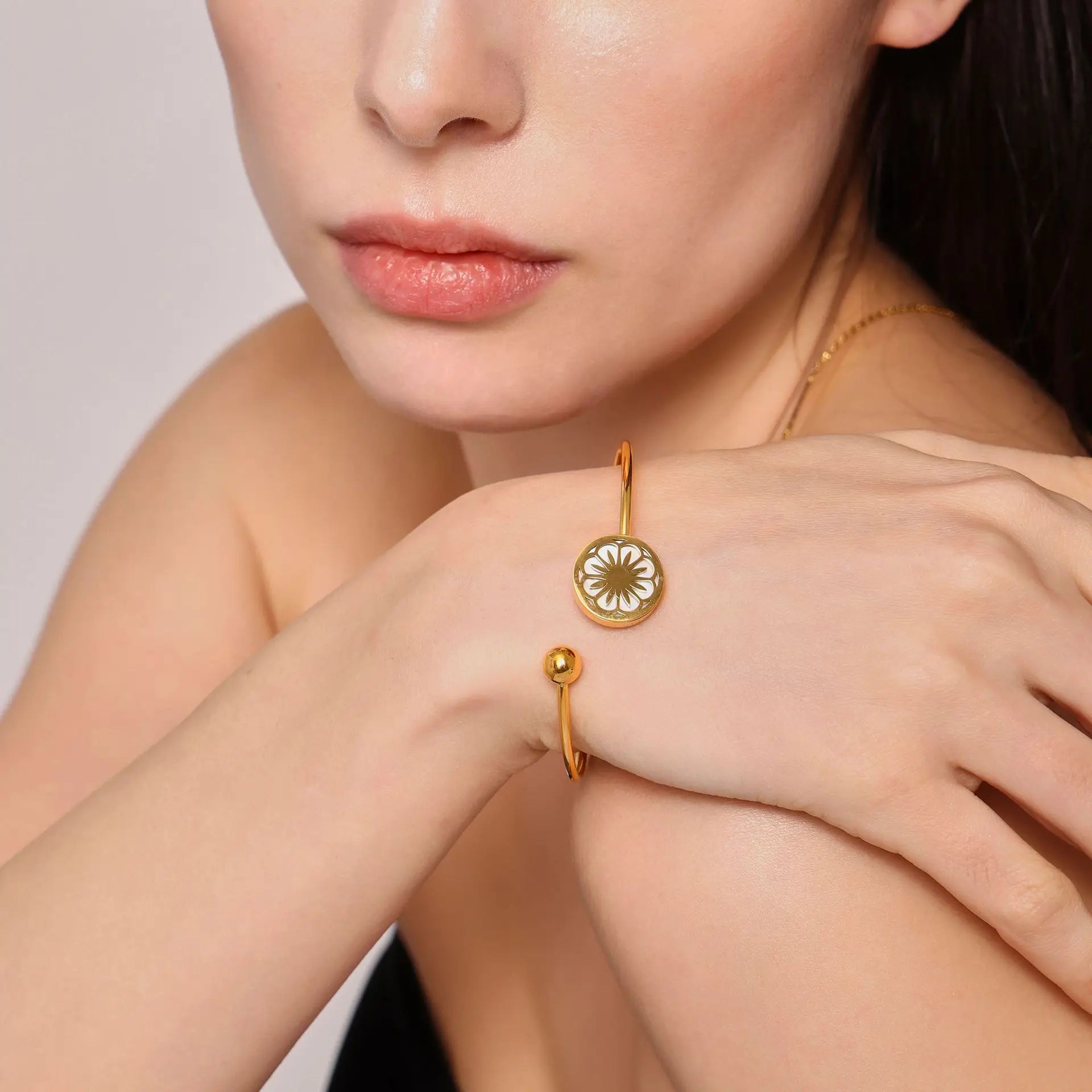 French Daisy Cuff Bracelet