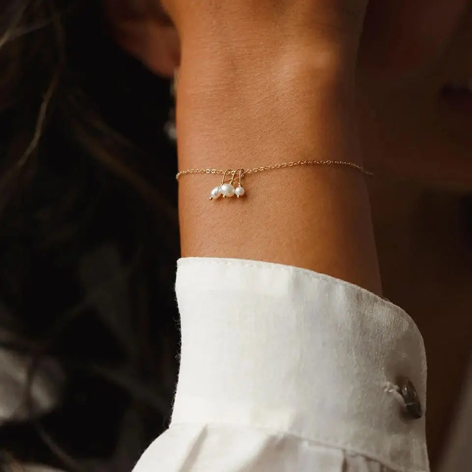 Detachable  Pearl Bracelet