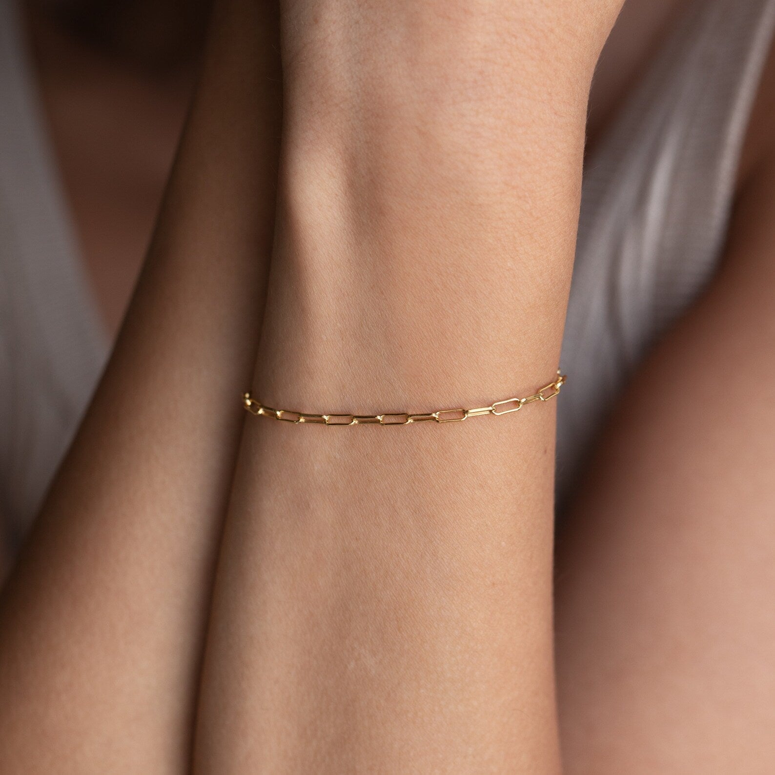  Madison Fero 18K Gold-Sterling Silver Paperclip Chain Bracelet
